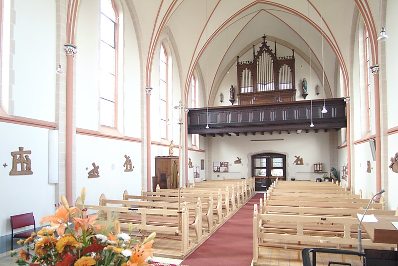 Die Orgel in der katholischen Pfarrkirche St. Cosmas und St. Damian (Grafschaft - Eckendorf)