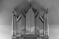 Eine Orgel von Orgelbau Merten